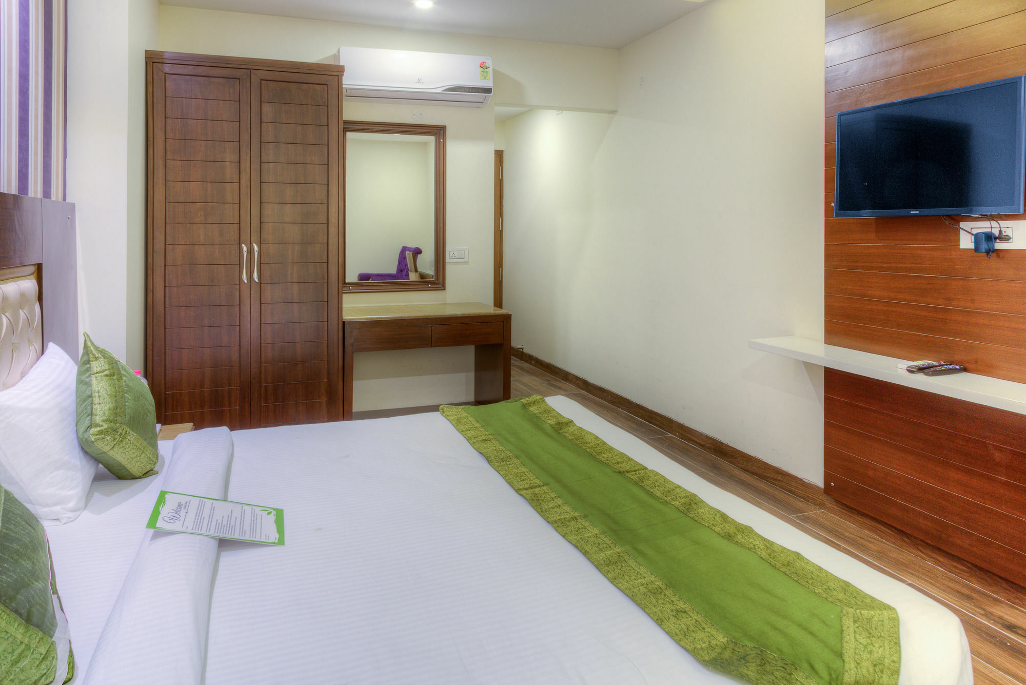 Treebo Tryst Sc Residency Zirakpur Hotel Panchkula Exterior photo